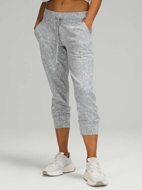Lululemon Ready to Rulu Jogger